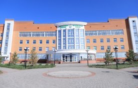 Алтай Кульгинов посетил больницы Карагандинской области