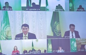 Е. Жамаубаев Кәсіпкерлік қызметті реттеу мәселелері жөніндегі ведомствоаралық комиссияның отырысын өткізді