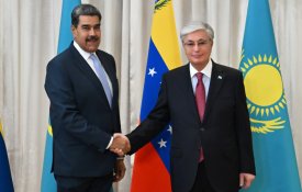 Қасым-Жомарт Тоқаев Венесуэла Президенті Николас Мадуромен кездесті