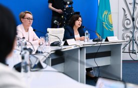 Репродуктивті денсаулықты сақтау: қазақстандық педагогтер мен оқушыларға арналған тренингтер мен семинарлар өткізіледі