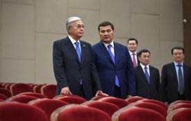 Глава государства посетил Центр искусств