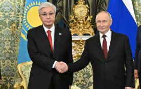 Касым-Жомарт Токаев и Владимир Путин провели переговоры в Москве