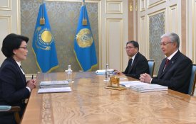 Глава государства принял министра труда и социальной защиты населения Светлану Жакупову