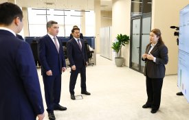 Премьер-министр ознакомился с ходом разъяснения налоговой реформы