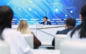 Соцуслуги в Казахстане переходят на ИИ и проактивный формат