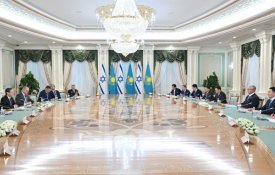 Президенты Казахстана и Израиля провели переговоры в расширенном составе