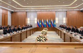 Президенты Казахстана и России провели переговоры в расширенном составе