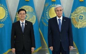 Президент провел встречу с Главой Администрации САР Гонконг Джоном Ли