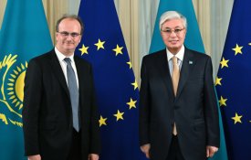 Глава государства провел беседу с генеральным директором Groupe ADP Филиппом Паскалем