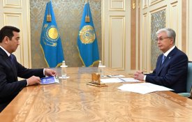 Касым-Жомарт Токаев принял министра сельского хозяйства Айдарбека Сапарова