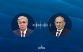 Глава государства провел телефонный разговор с Премьер-министром Армении