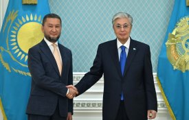 Глава государства принял исполнительного координатора Программы добровольцев ООН Тойли Курбанова