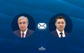Касым-Жомарт Токаев поздравил Садыра Жапарова с Днем Независимости Кыргызстана