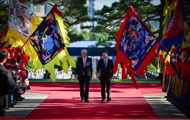 Президенты Казахстана и Республики Корея провели переговоры в узком составе