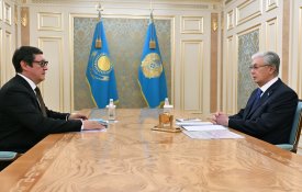 Глава государства принял председателя Агентства по атомной энергии Алмасадама Саткалиева